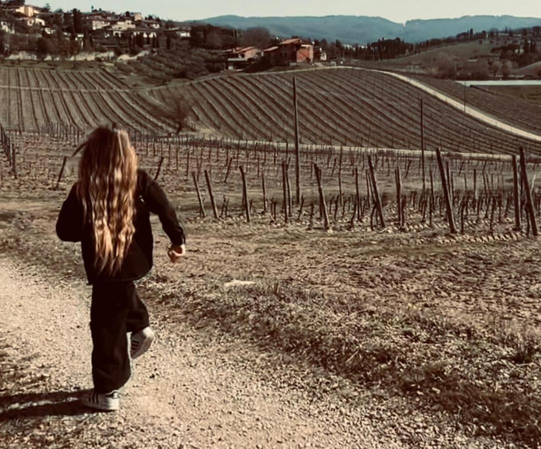 Locanda Podere Le Vigne 라다인키안티 외부 사진